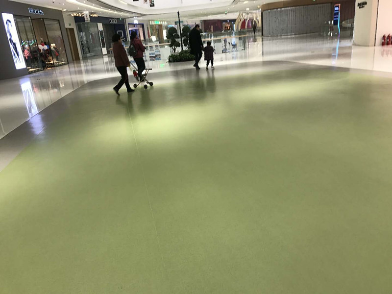 國(guó)產(chǎn)pvc卷材地板價(jià)格是多少