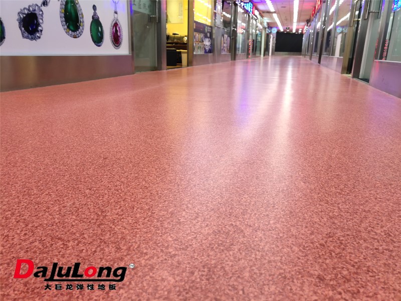 國產pvc卷材地板,同質透心地板哪家好？