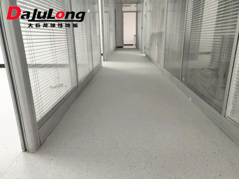 國產大巨龍pvc卷材地板怎么樣?質量好嗎？