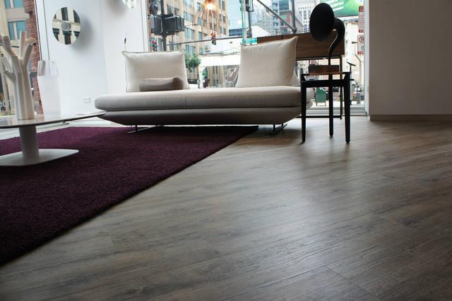 推動行業的未來發展，卡曼國際退出SPC地板